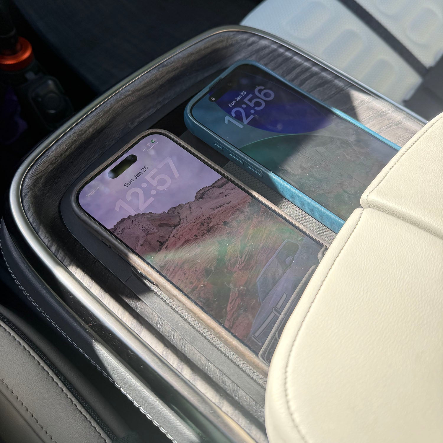 AdventureMat Ultra - Wireless Phone Charger for Rivian Gen 2 R1S and R1T - Coming Soon!