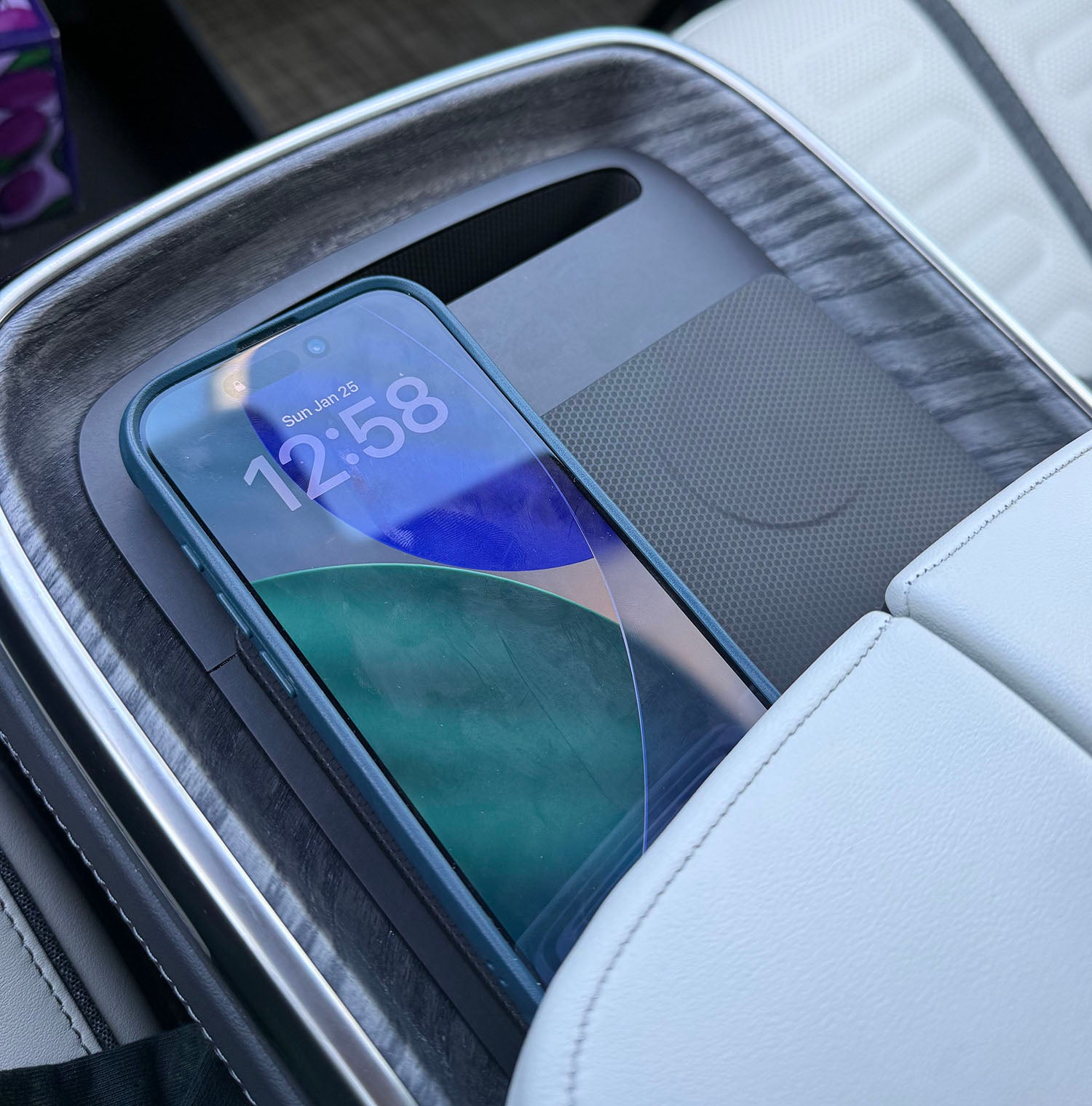 AdventureMat Ultra - Wireless Phone Charger for Rivian Gen 2 R1S and R1T - Coming Soon!