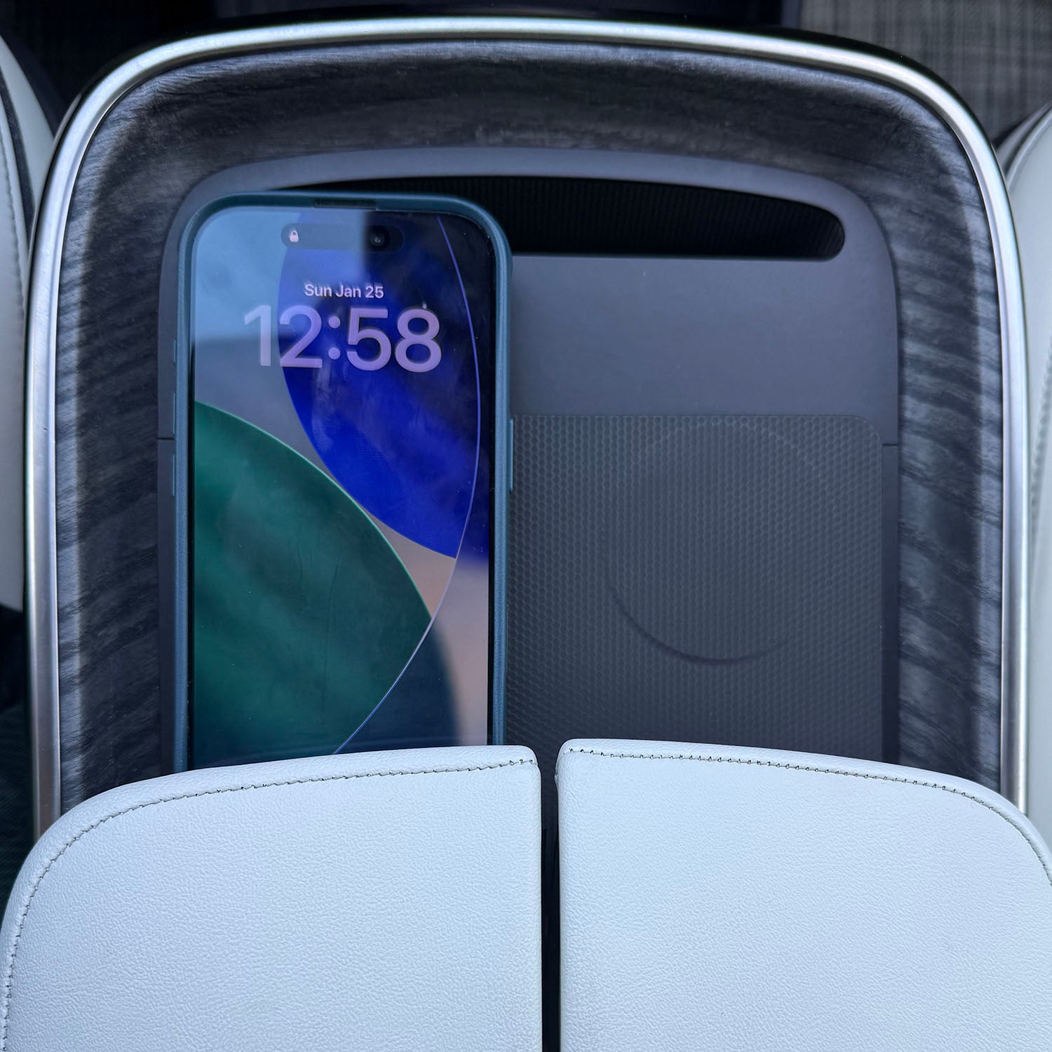 AdventureMat Ultra - Wireless Phone Charger for Rivian Gen 2 R1S and R1T - Coming Soon!
